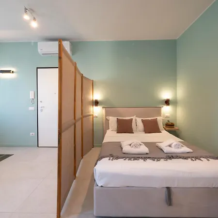 Close To The M3 Metro Apartment *